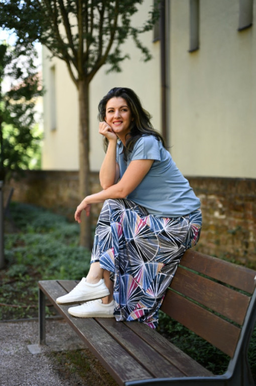 Dámská dlouhá sukně S DALMA 588 č.3